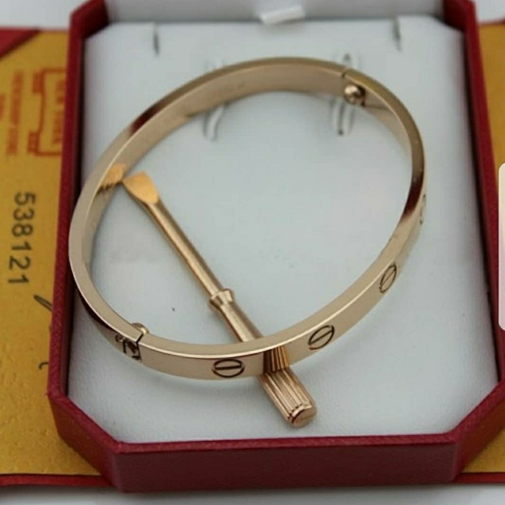 Love Bracelet - Picture 5 of 6